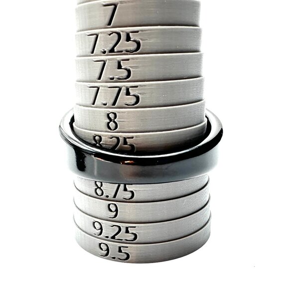 Vintage Black Asymmetrical Lucite Bangle Duo —  Both Size 8 1/4 — Vintage — EUC - Picture 11 of 12